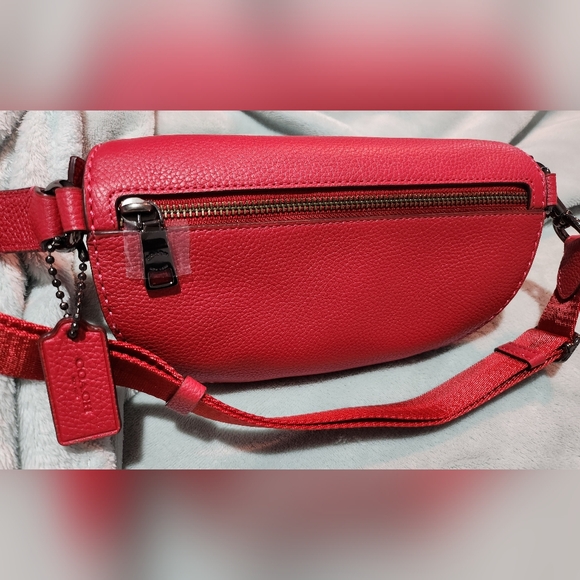 615. Coach cherry red belt bag - Picture 4 of 5